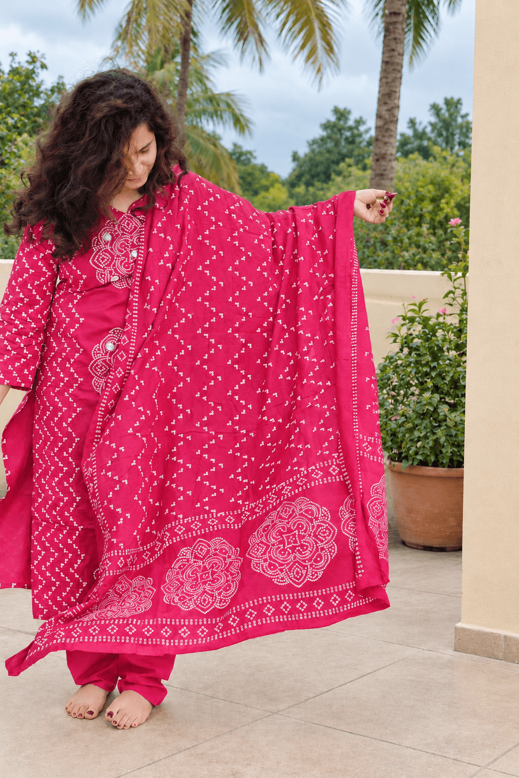 Rani Pink Bandhani Print 3-Piece Mul Mul Cotton Kurta Set — photo 3 of 4